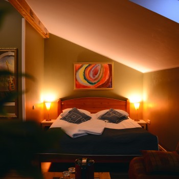 Room No 007
