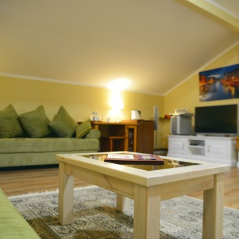Room no 777 - Suite