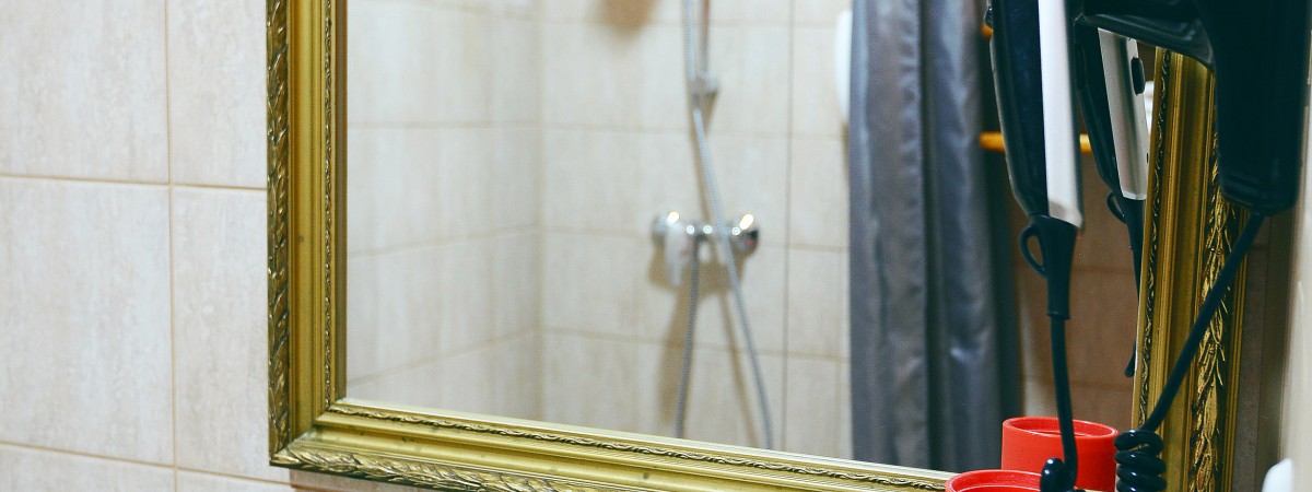 backImage